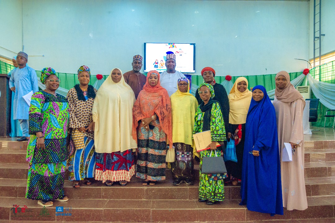 Women scholars at a conference group photo